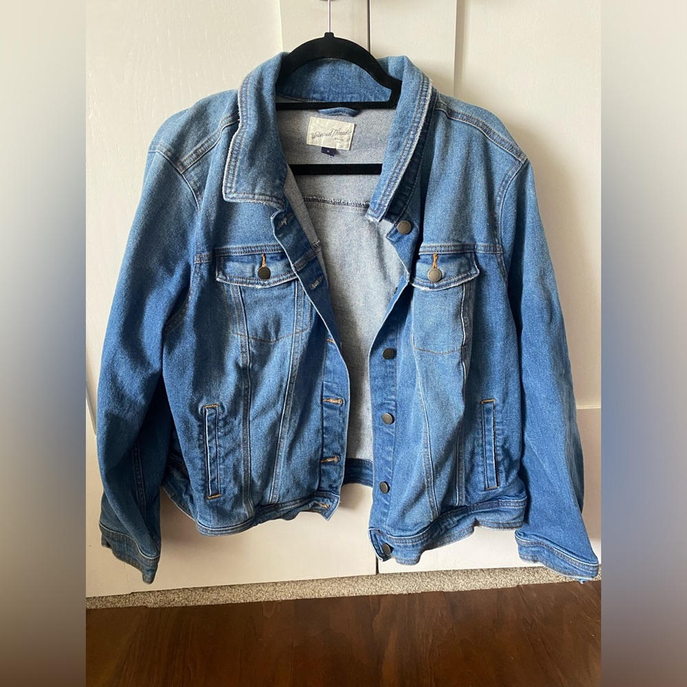 Women’s Universal Thread Jean Jacket - 1X